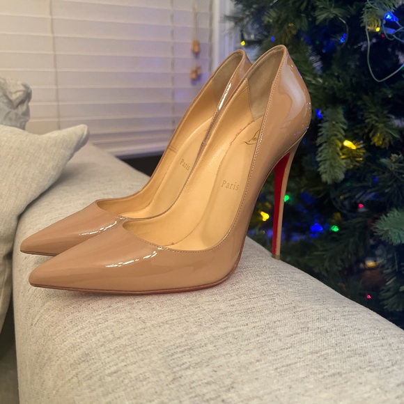 Christian Louboutin So Kate Patent Leather Pumps - Picture 3 of 9